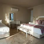 Maja Luxury فندق
