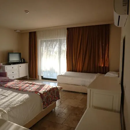 Maja Luxury Hotel 4*